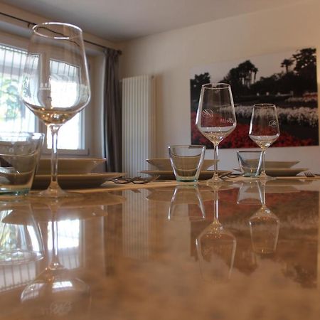 Casa Pg Apartment Stresa Bagian luar foto